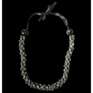 Handmade Hawaiian Velvet Seed Necklace Lei Mgambo Hua Weleweka Maui Mink Nut